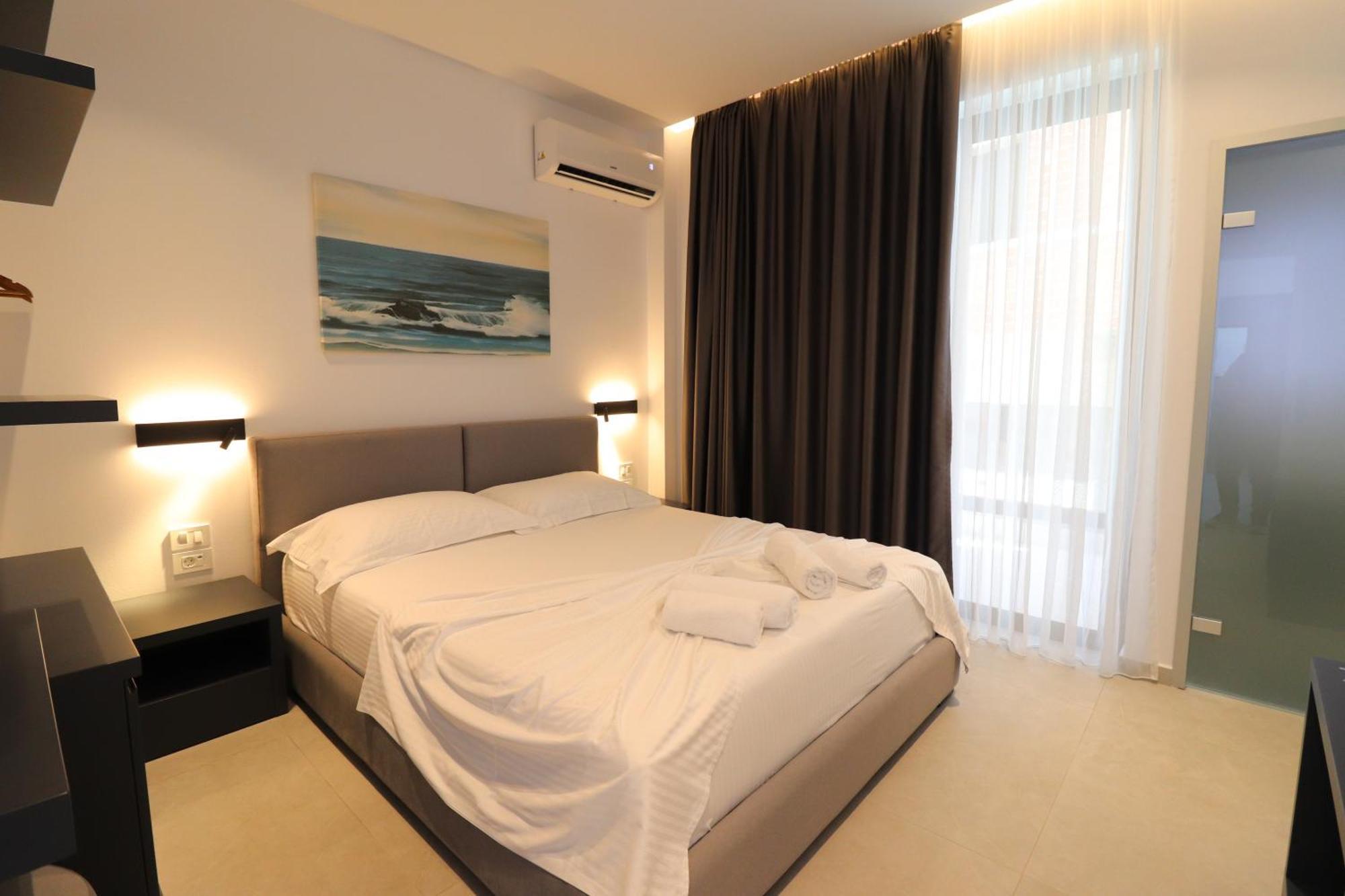 Adele Hotel Ksamil Eksteriør billede