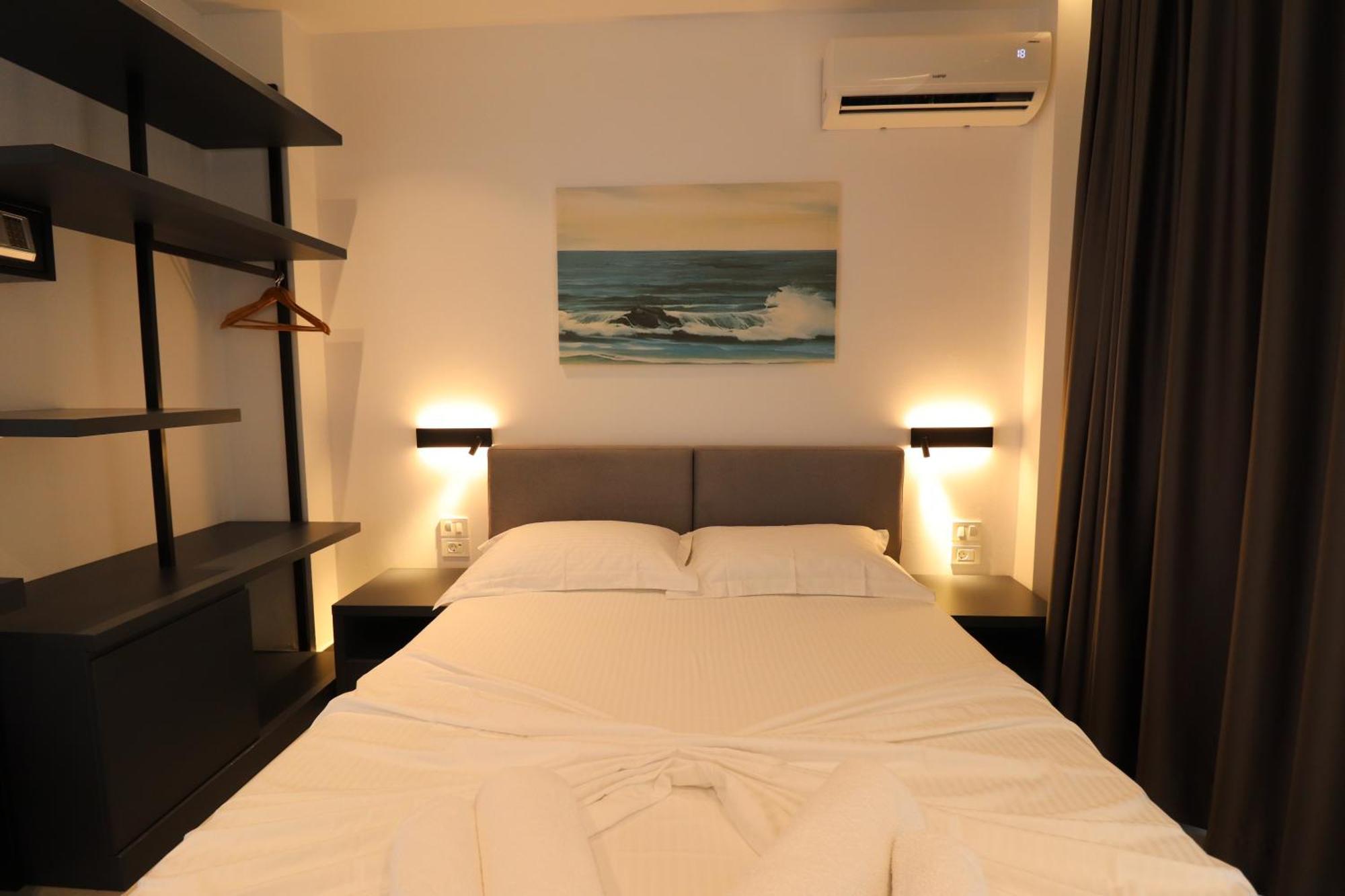 Adele Hotel Ksamil Eksteriør billede
