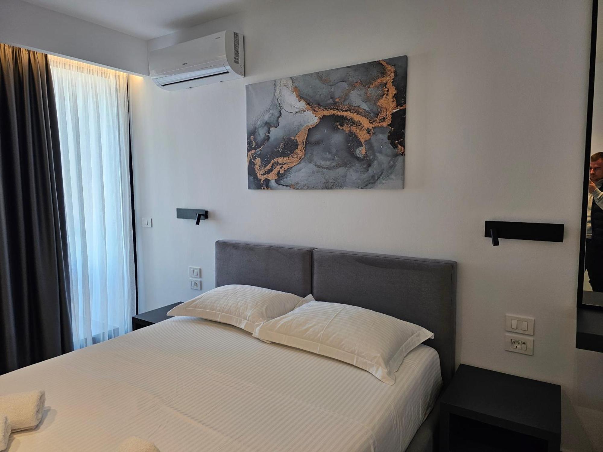 Adele Hotel Ksamil Eksteriør billede