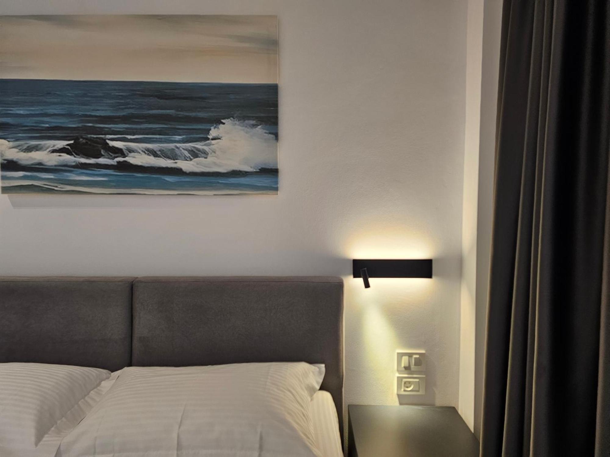 Adele Hotel Ksamil Eksteriør billede